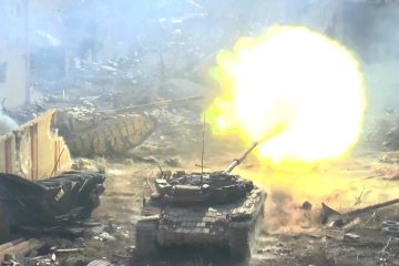 T-72 Tanks with GoPro Turret Cams in Heavy Urban Fighting During the Battle of Jobar