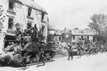 Original Footage : Operation Cobra : Seven Weeks After Normandy