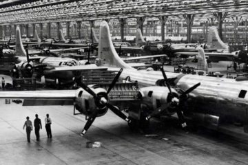 B-29s from Georgia: Building the Superfortress - 1944