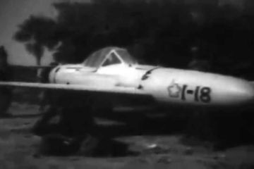 Japanese Suicide Rocket Bomb Plane, Yokosuka MXY7 Ohka, Okinawa, 04/04/1945