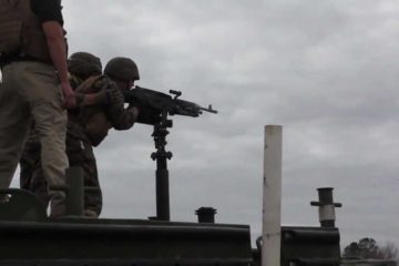 Watch US Marines shoot a M240B Machine Gun off a Boat