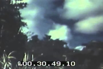 Flame-Throwing Tanks in Action Saipan, 07/08/1944