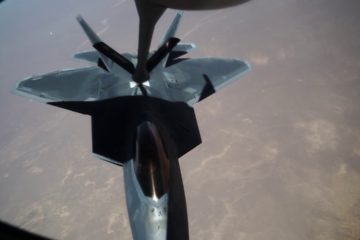 Refueling F 22 Raptors in Mid Air from a KC-135 Stratotanker