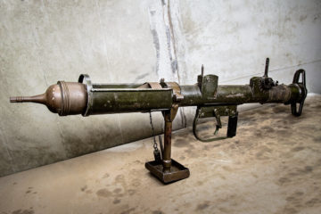 PIAT : Britain’s Answer to the Anti-Tank Rifle Problem