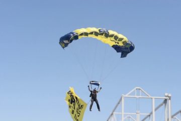U S Navy Parachute Team at Los Angeles Fleet Week