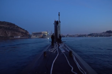 Footage from on board a Spanish Submarine - Exercise Dynamic Mariner 19